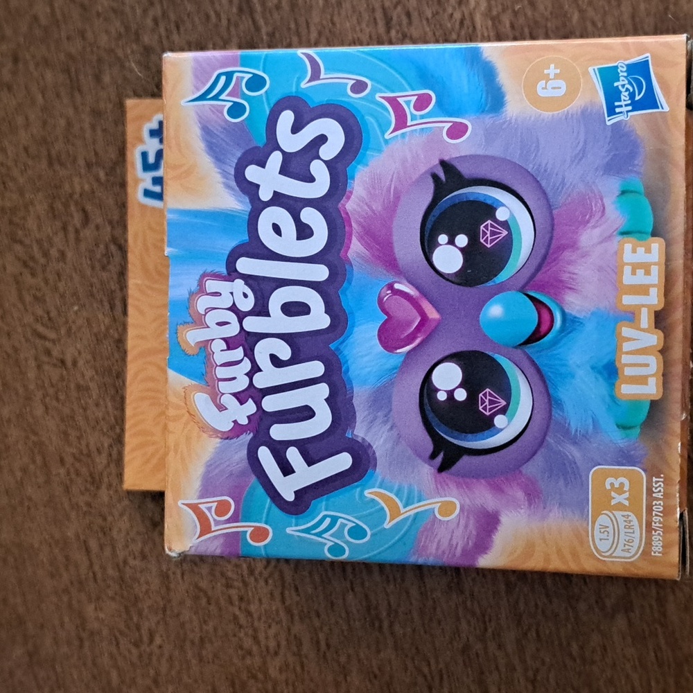 New Furby Furblet Luv-Lee